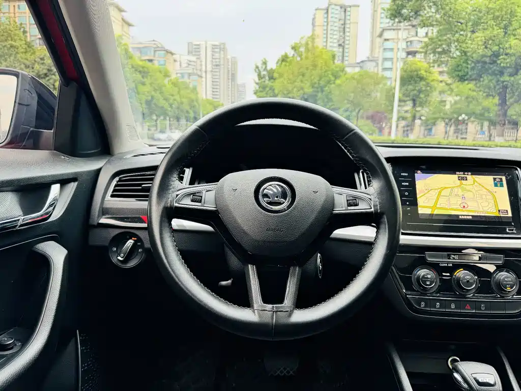 Skoda Kamiq 2023 — фото 6
