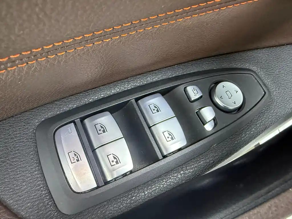 BMW X2 2021 — фото 18