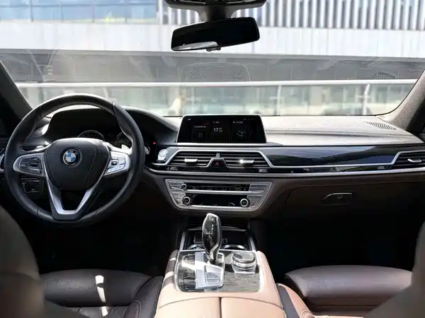 BMW 7 Series 2017