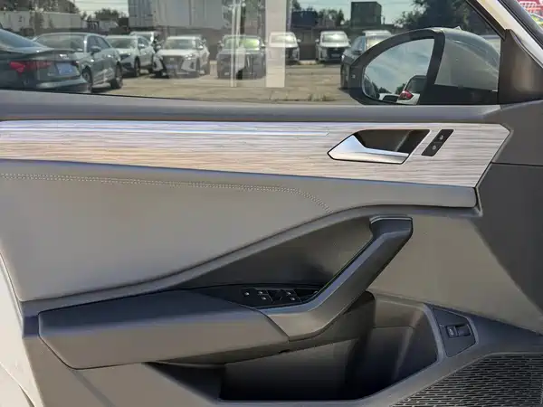 Volkswagen Sagitar 2023