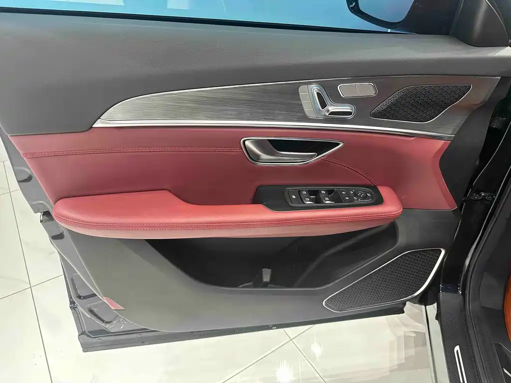 Jetour Jietu X70 PLUS 2022 — фото 8