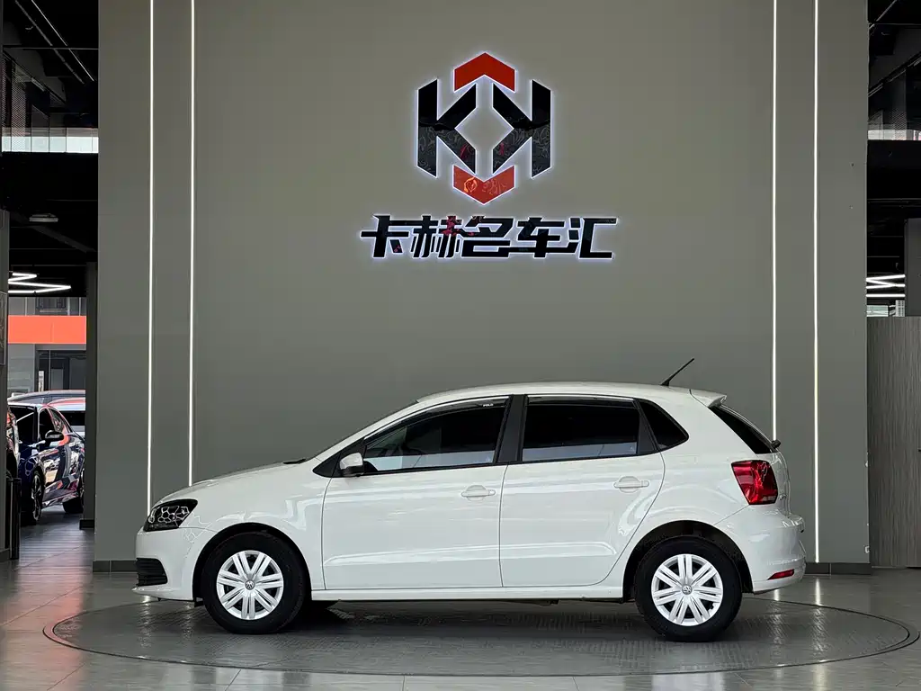 Volkswagen Polo 2016