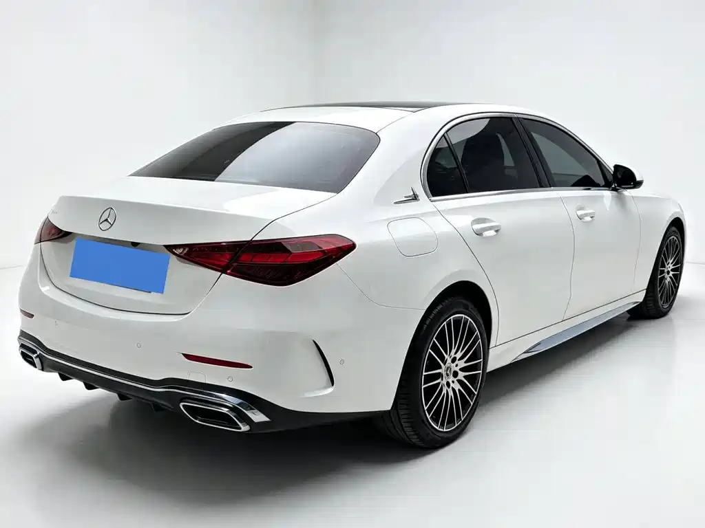 Mercedes-Benz C-Class 2024