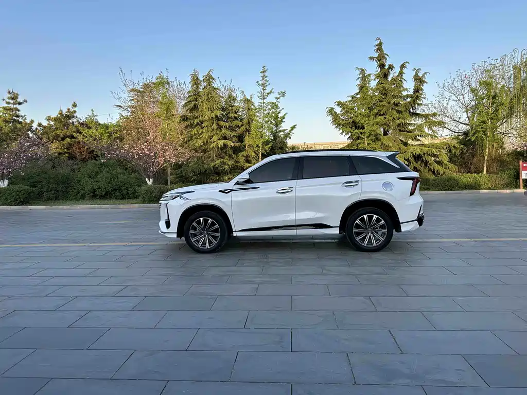 Changan CS75 PLUS 2023 — фото 11