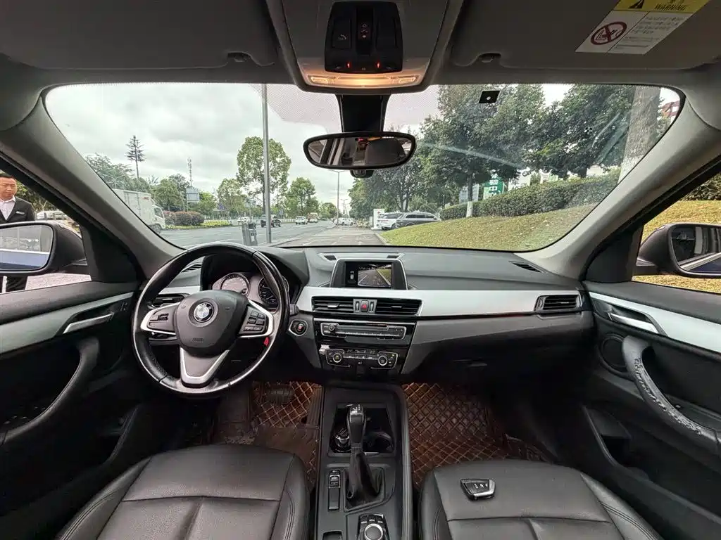 BMW X1 2019 — фото 11