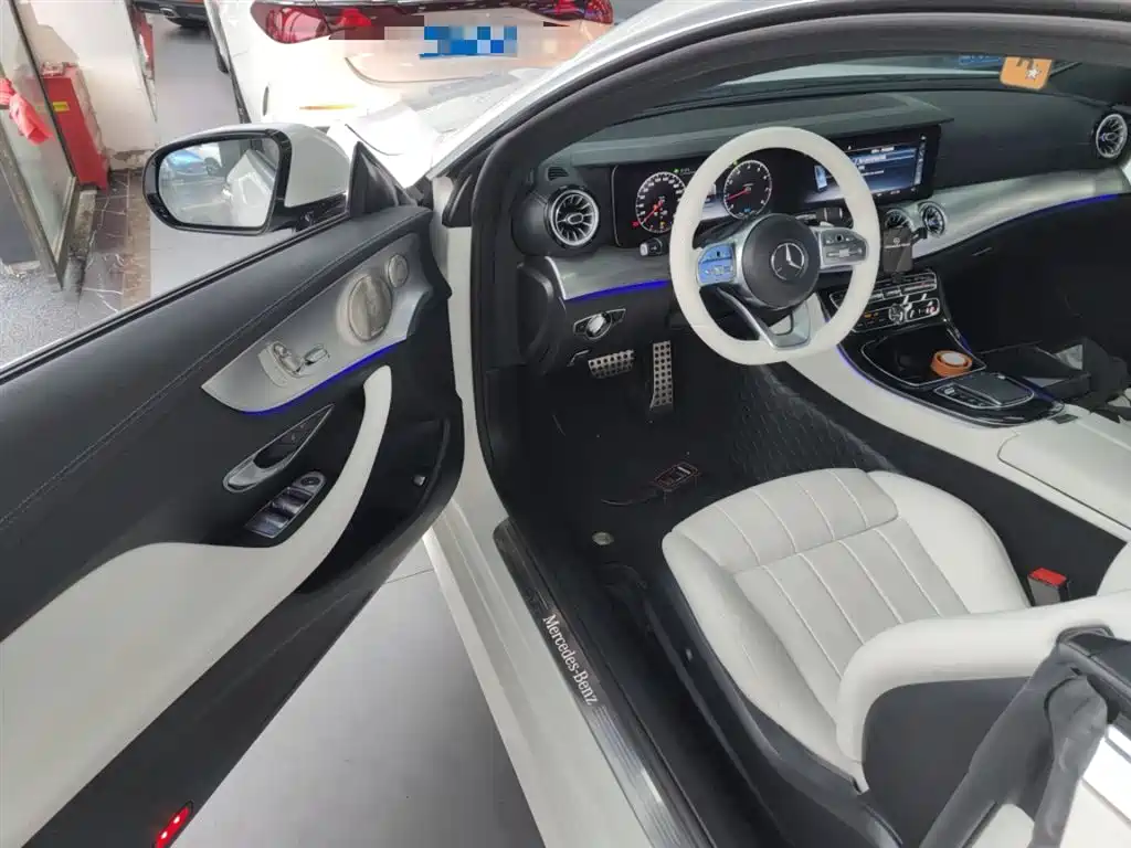 Mercedes-Benz E-Class 2020 — фото 16