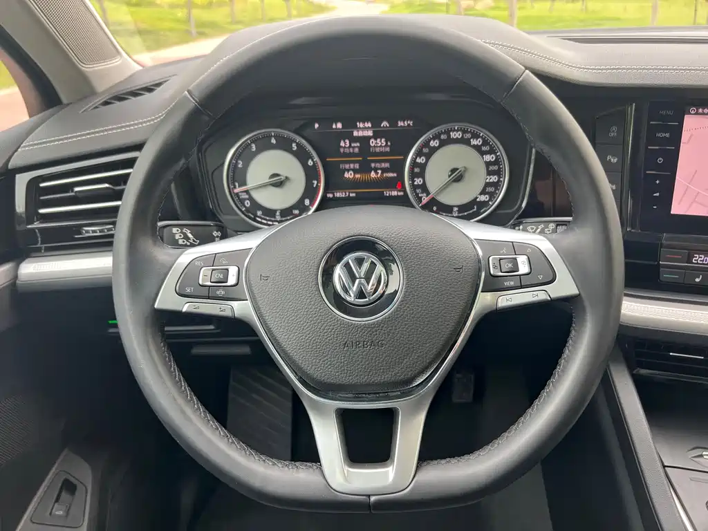 Volkswagen Touareg 2019 — фото 14
