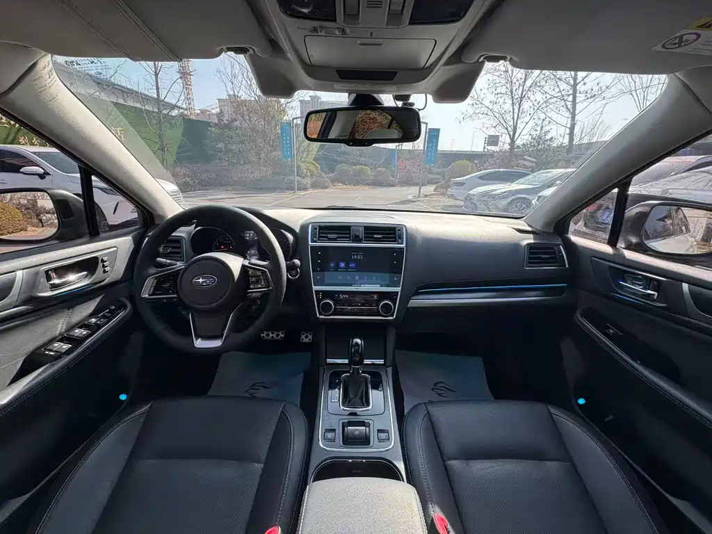 Subaru Legacy 2020 — фото 13