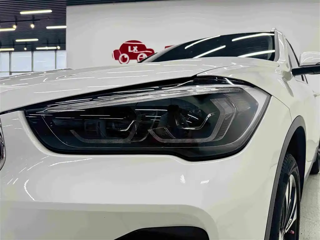 BMW X1 2020 — фото 9