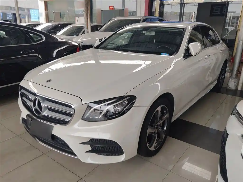 Mercedes-Benz E-Class 2017 — фото 1
