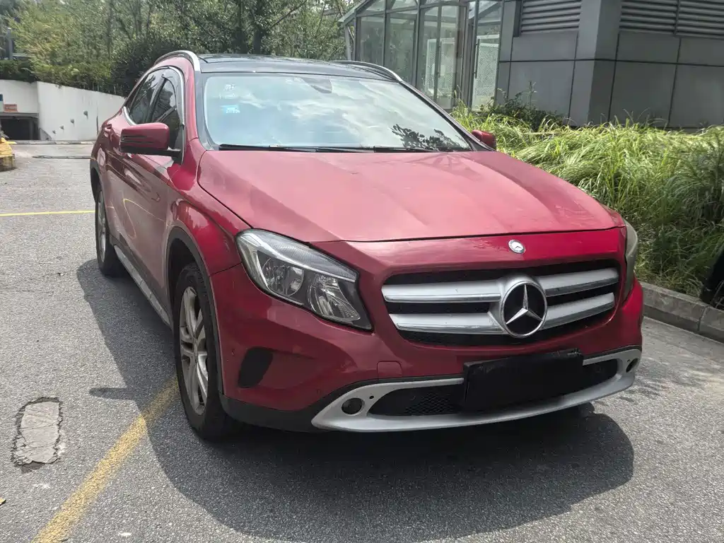 Mercedes-Benz GLA 2016