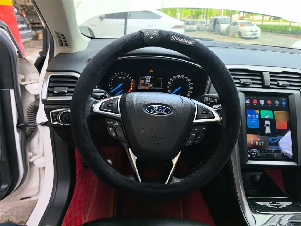 Ford Mondeo 2017 — фото 11