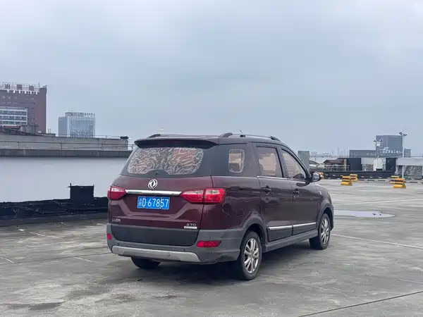 Dongfeng Scenery 370 2016