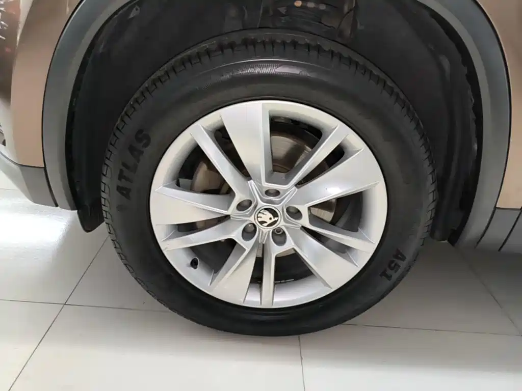 Skoda Kodiaq 2017 — фото 23