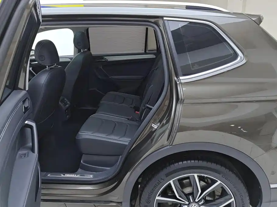 Volkswagen Tiguan L 2017 — фото 11
