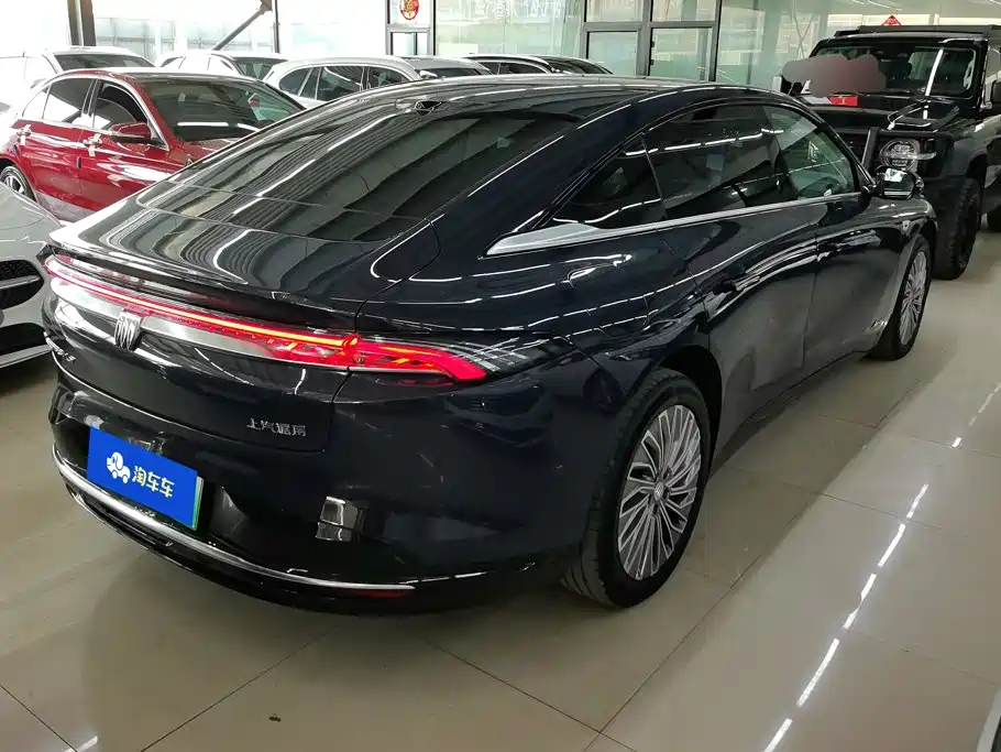 Buick Zhijing L7 2025 — фото 3
