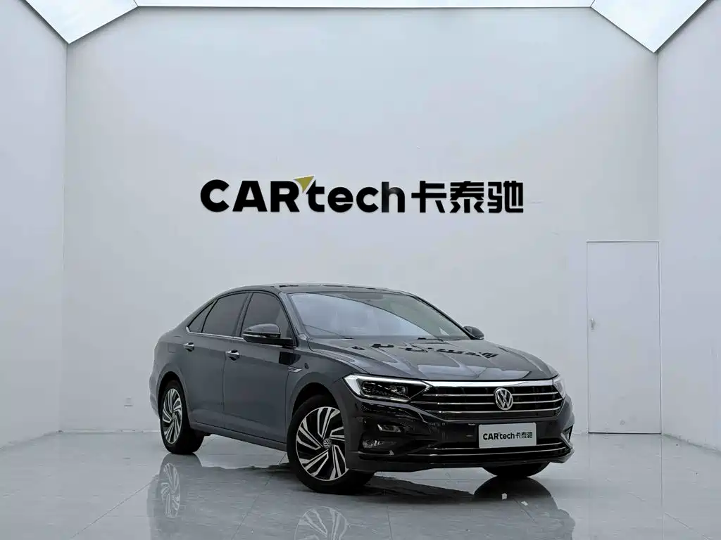 Volkswagen Sagitar 2022