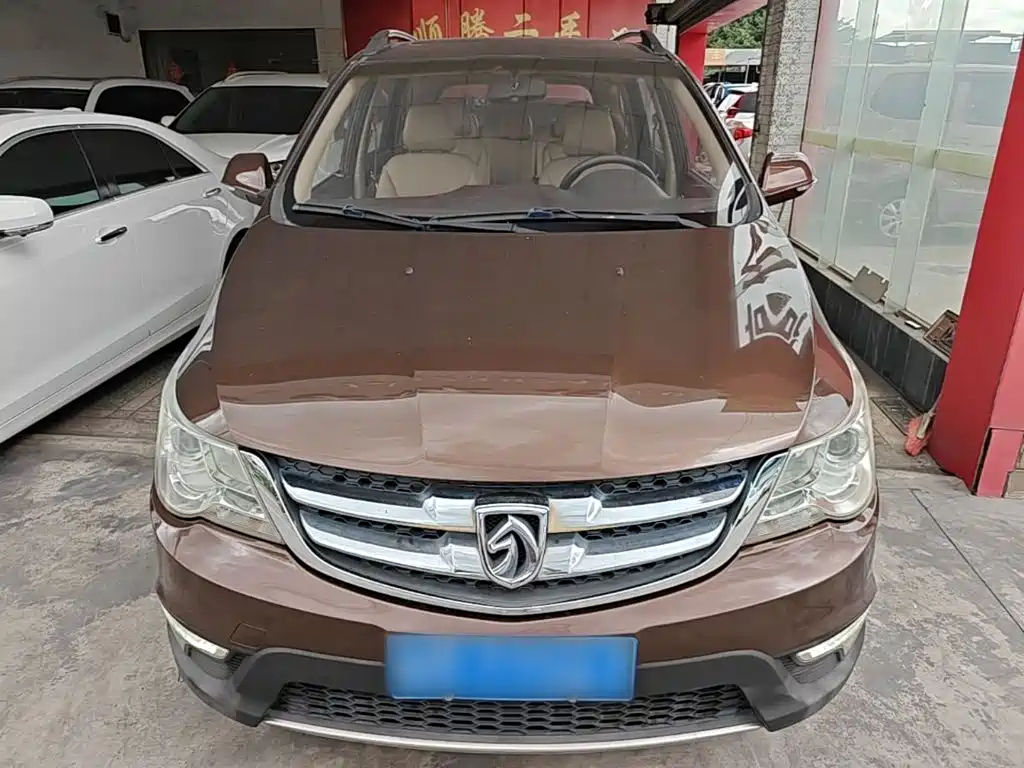 Baojun 730 2014