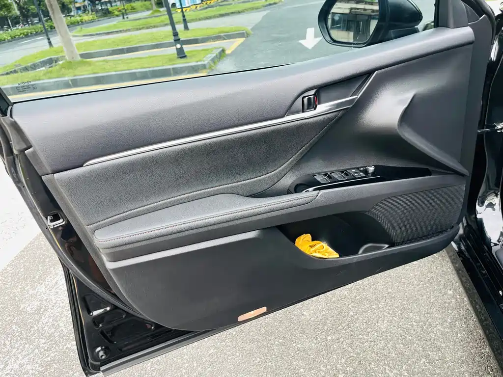 Toyota Camry 2021 — фото 17