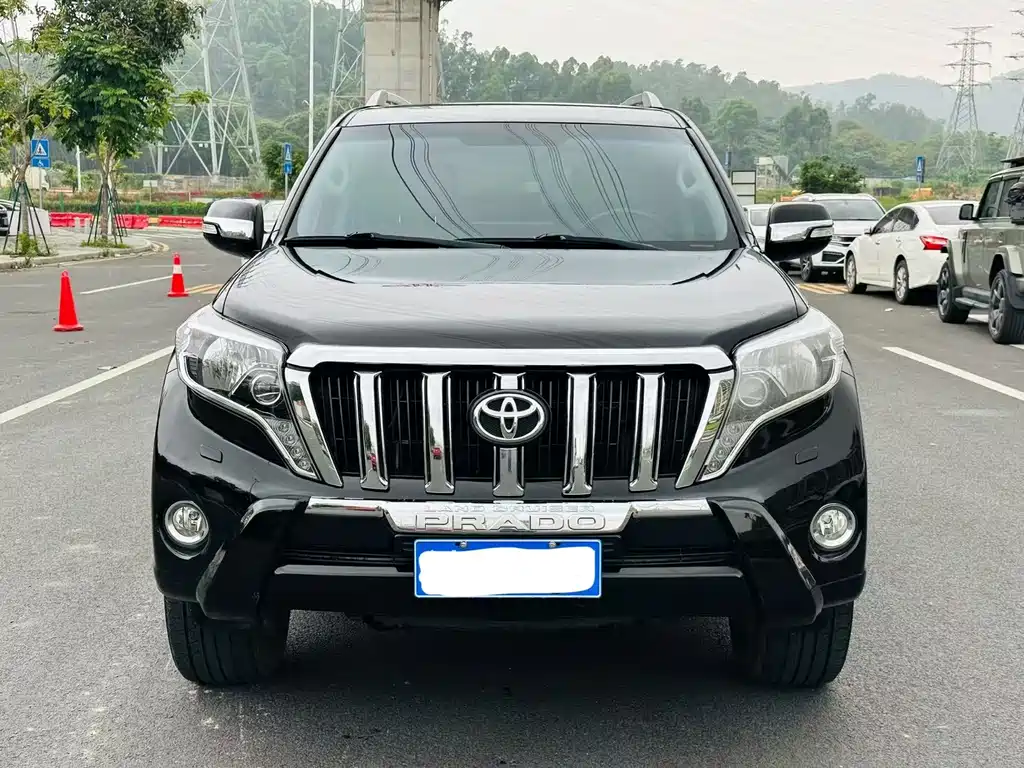 Toyota Prado 2014 — фото 3