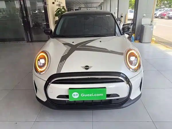 MINI 2023