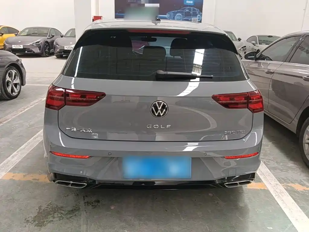 Volkswagen Golf 2024
