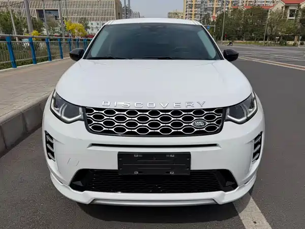 Land Rover Discovery Sport 2025