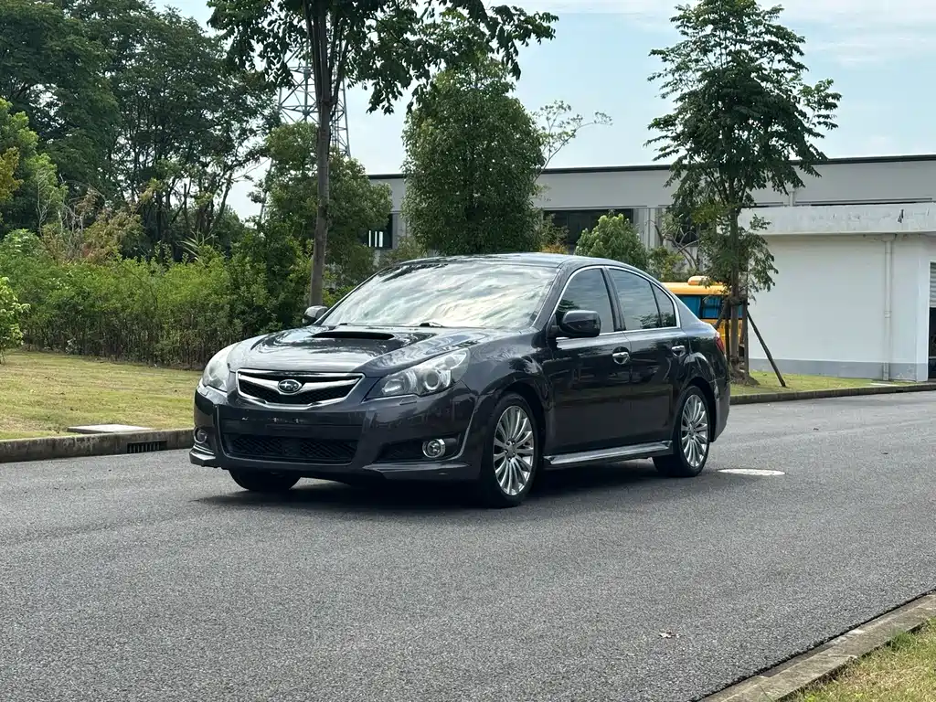 Subaru Legacy 2011