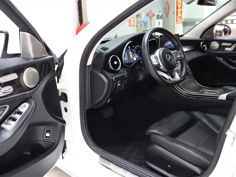 Mercedes-Benz C-Class 2020 — фото 8