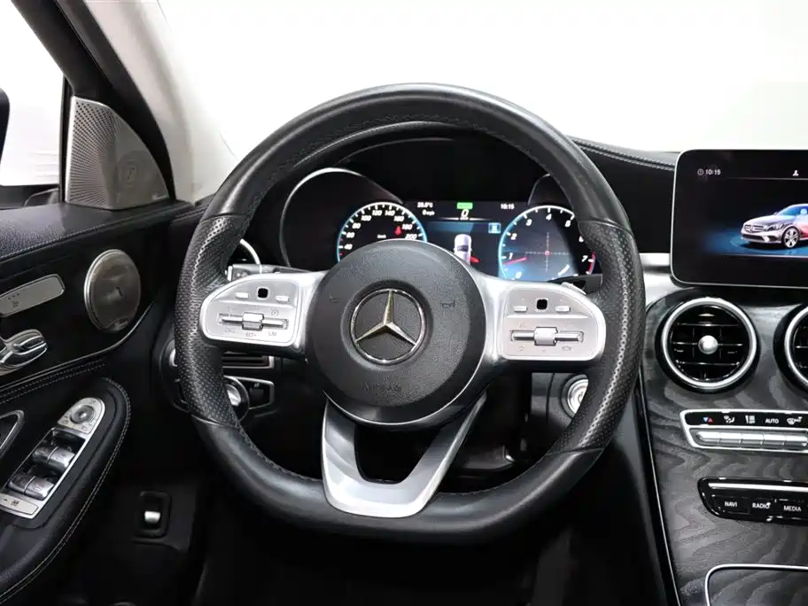 Mercedes-Benz C-Class 2020 — фото 12