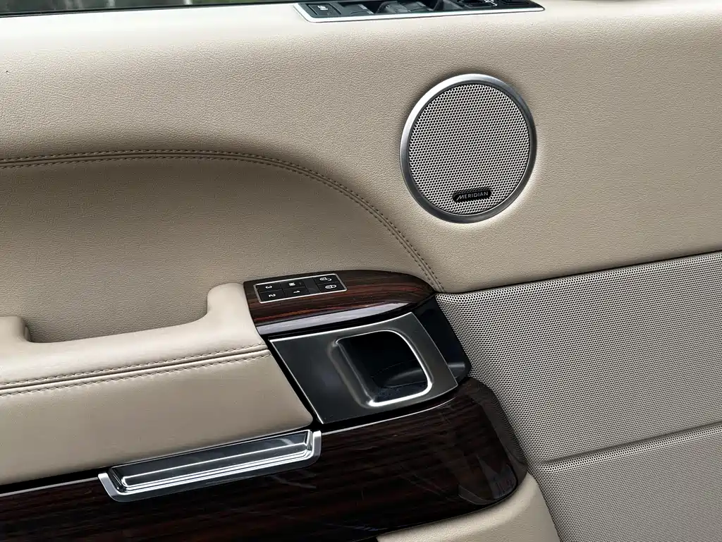 Land Rover Range Rover 2015 — фото 10