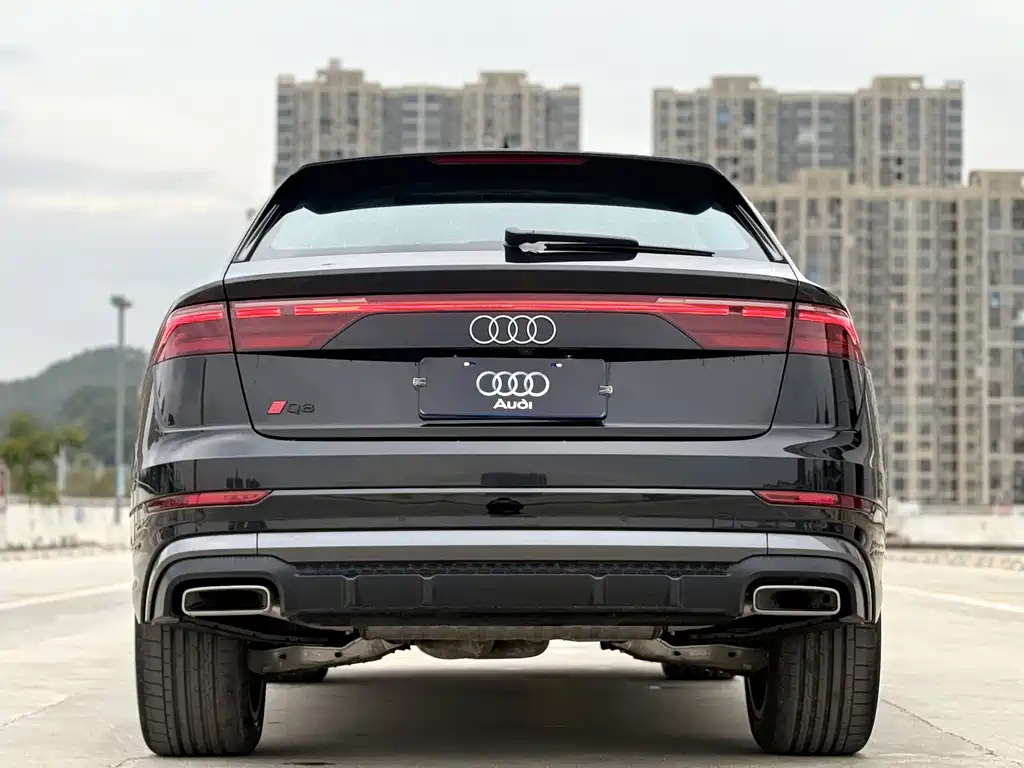 Audi Q8 2025 — фото 10