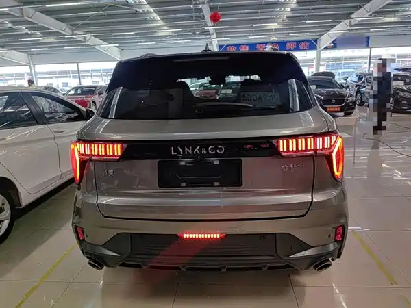 Lynk & Co 01 2021
