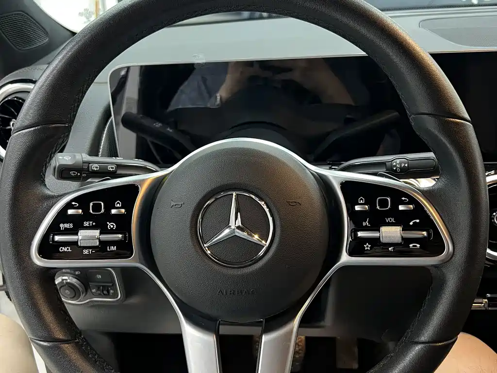 Mercedes-Benz GLB 2020 — фото 25
