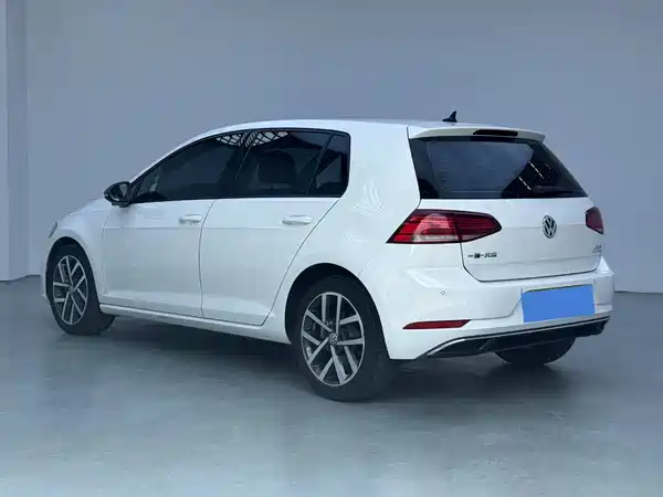 Volkswagen Golf 2020