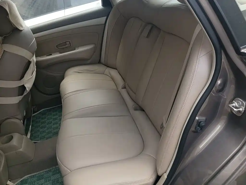 Nissan Sylphy 2015 — фото 14