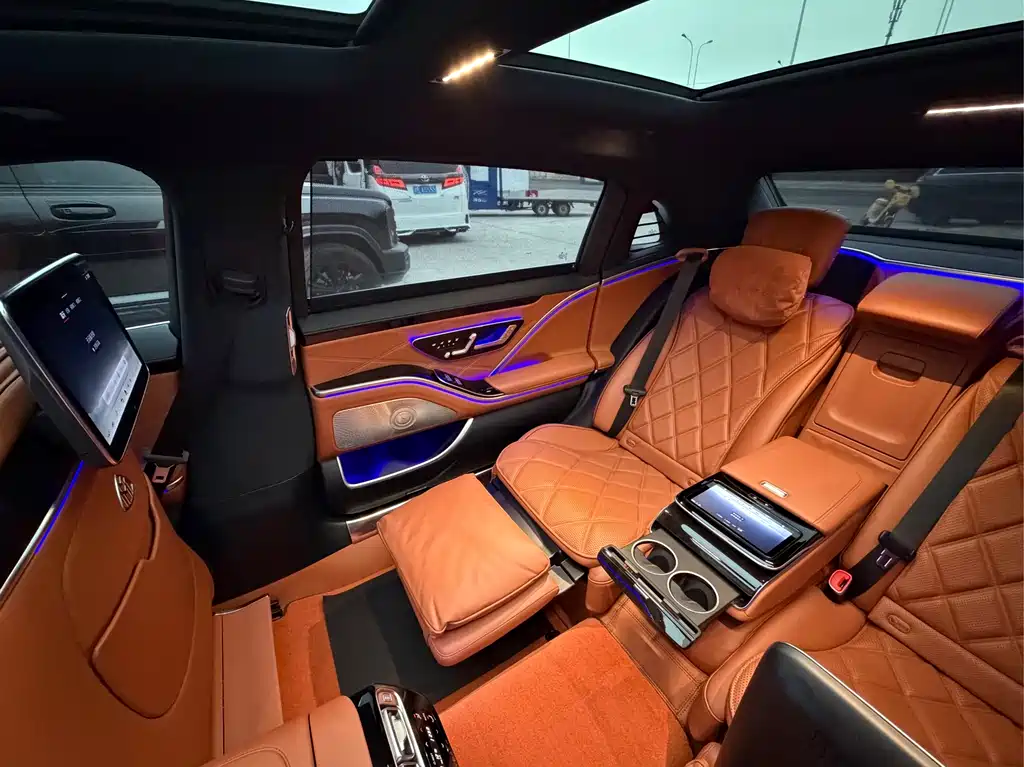 Mercedes-Benz S-Class 2023 — фото 10