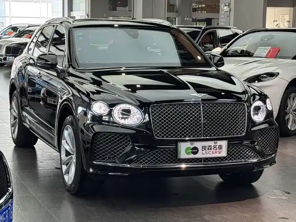 Bentley Bentayga Plug-In Hybrid 2021