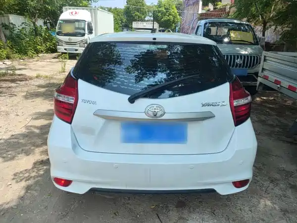 Toyota Yaris L 2020