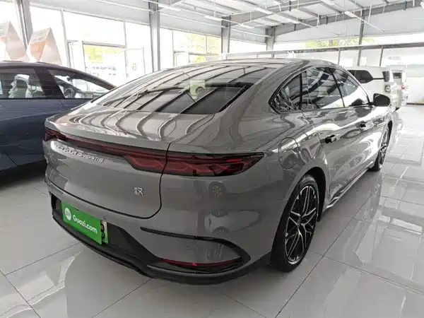 BYD Han 2024