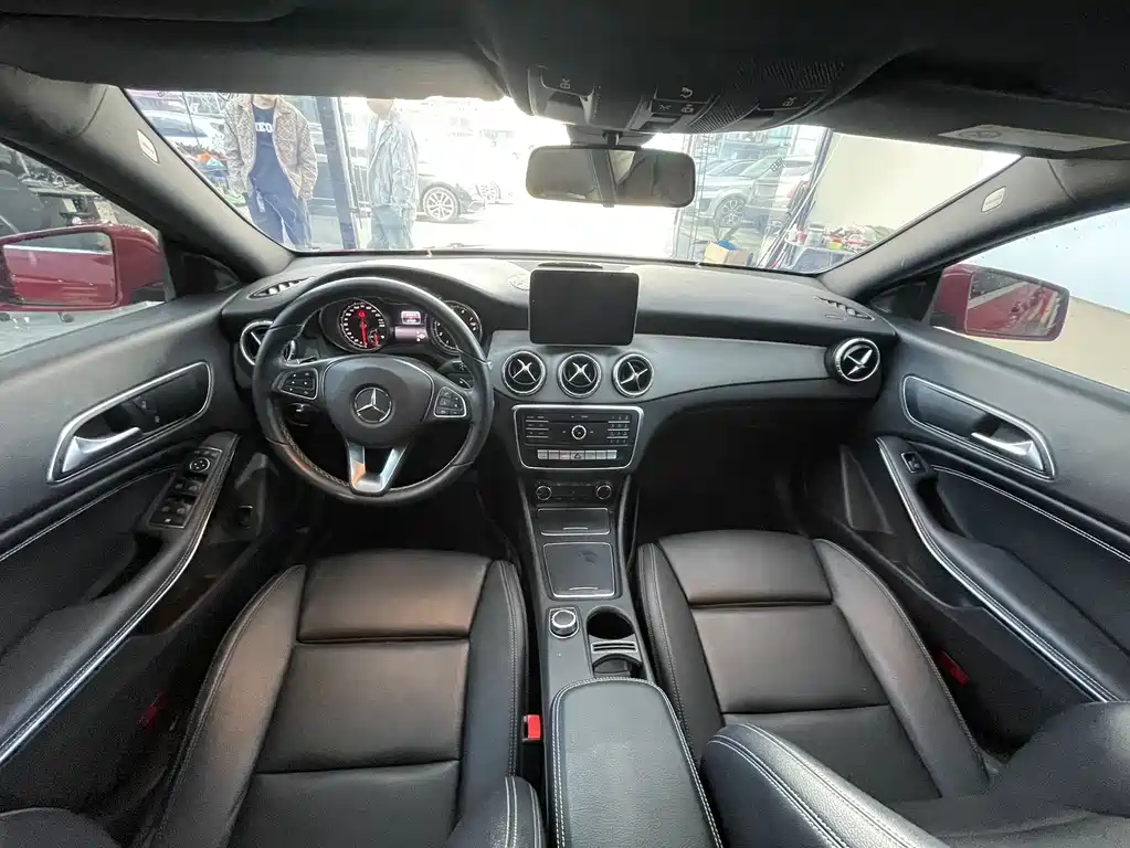 Mercedes-Benz CLA 2017 — фото 15
