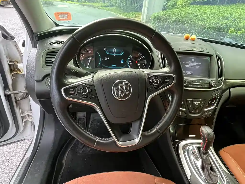 Buick Regal 2016 — фото 12