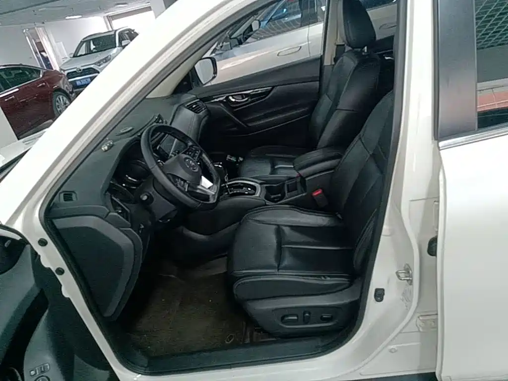Nissan X-Trail 2020 — фото 15