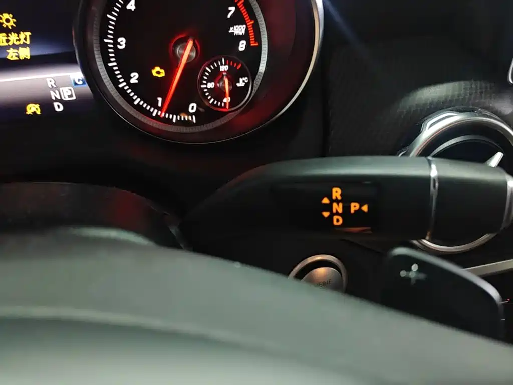 Mercedes-Benz GLA 2017 — фото 14