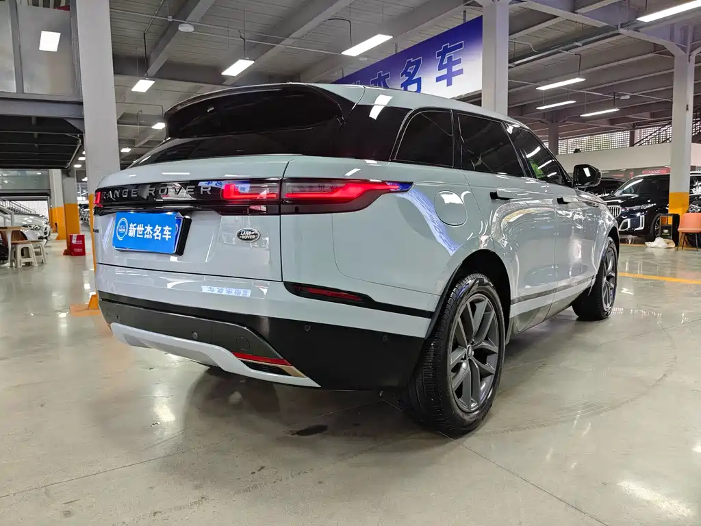 Land Rover Velar 2024 — фото 15