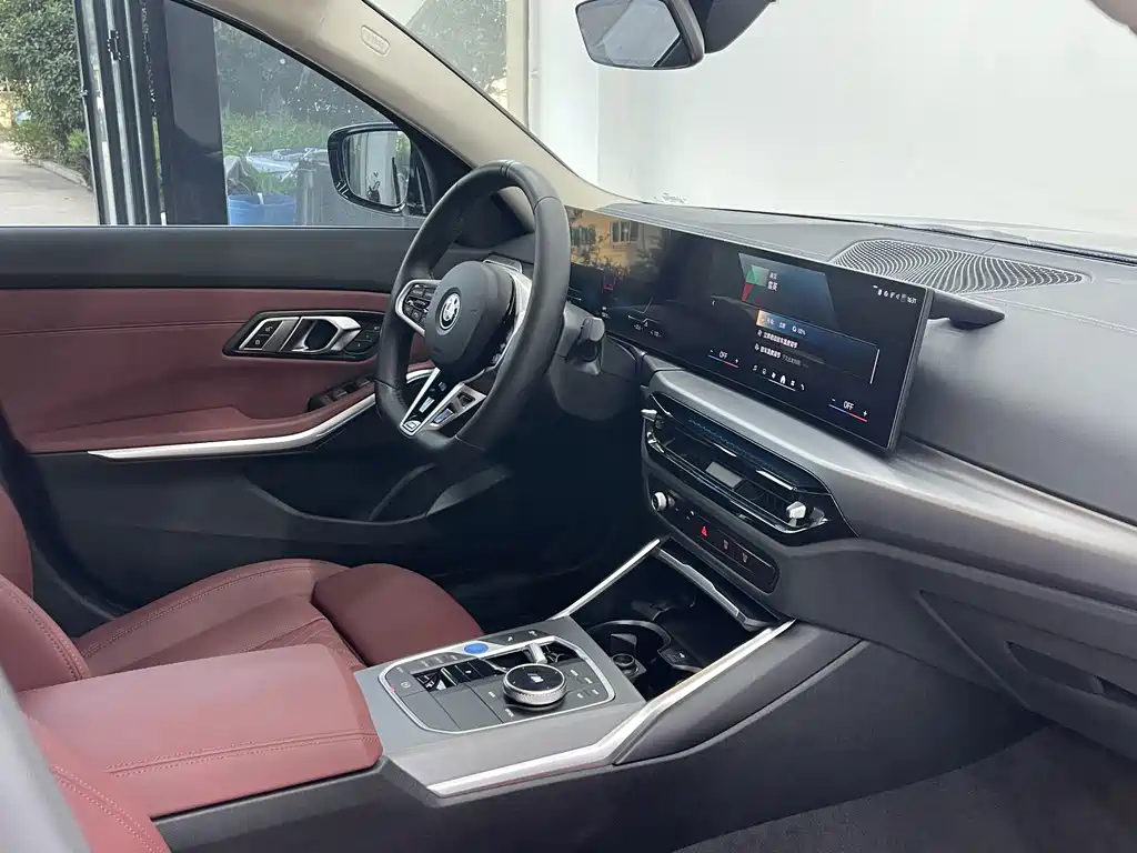BMW i3 2025 — фото 10