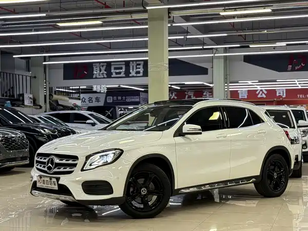 Mercedes-Benz GLA 2019
