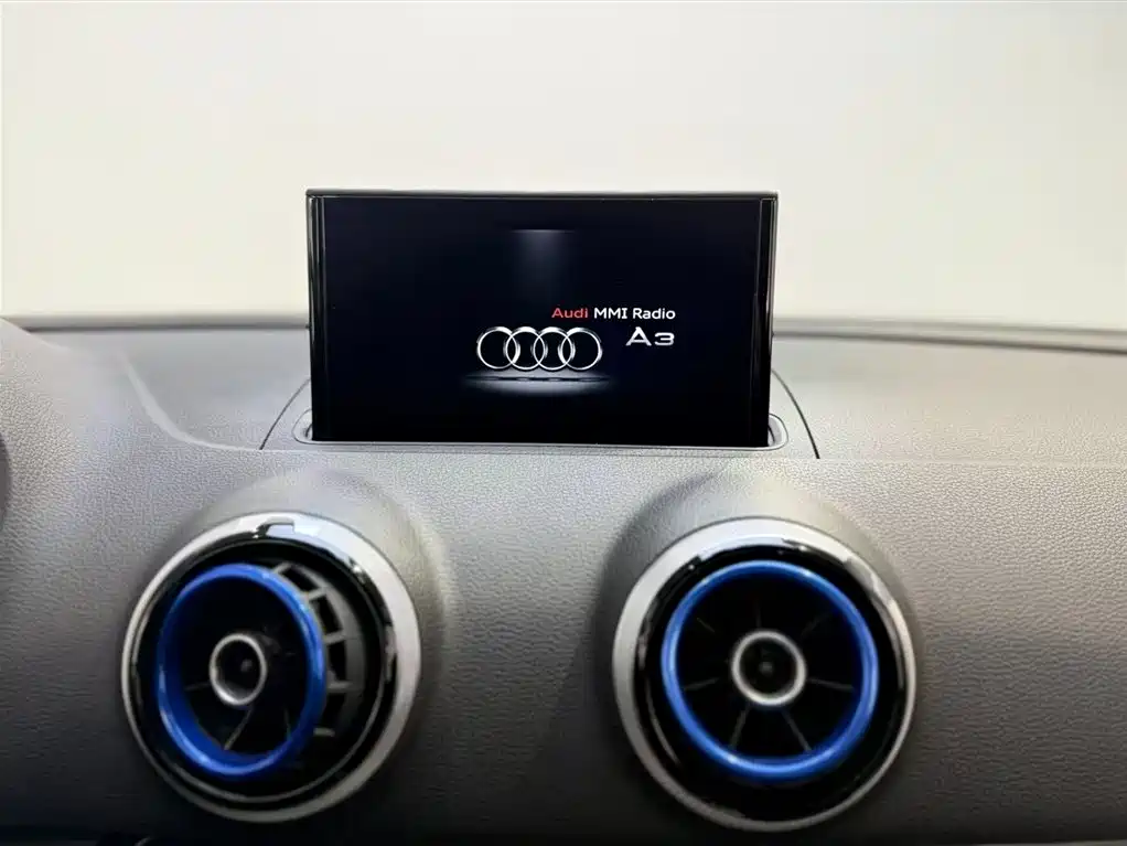 Audi A3 2016 — фото 18
