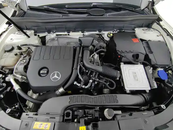 Mercedes-Benz GLB 2021