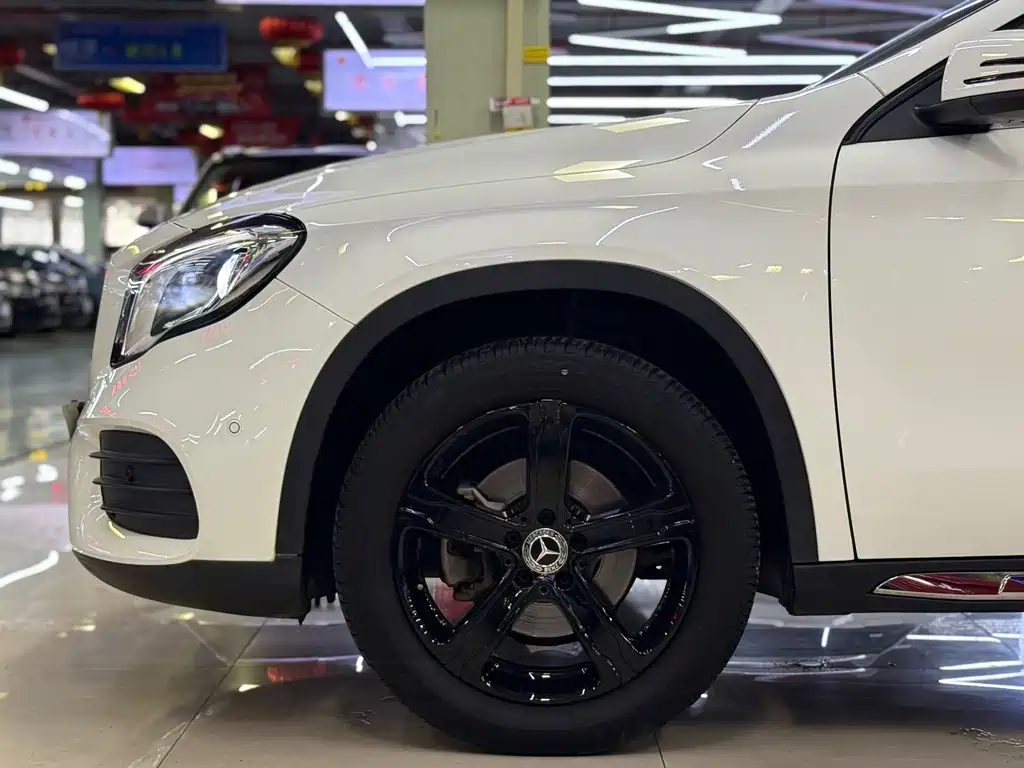 Mercedes-Benz GLA 2019